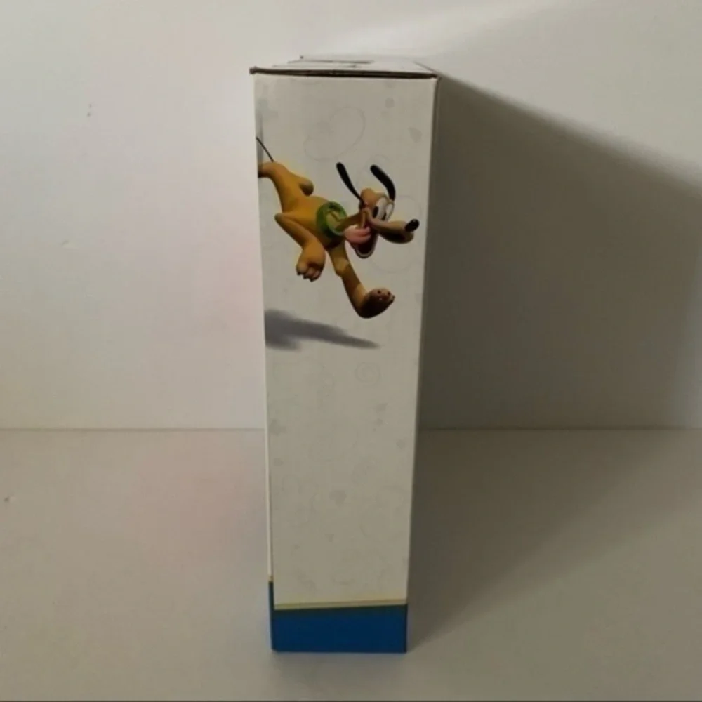 NIB. DISNEY Mickey Mouse Splash Pad